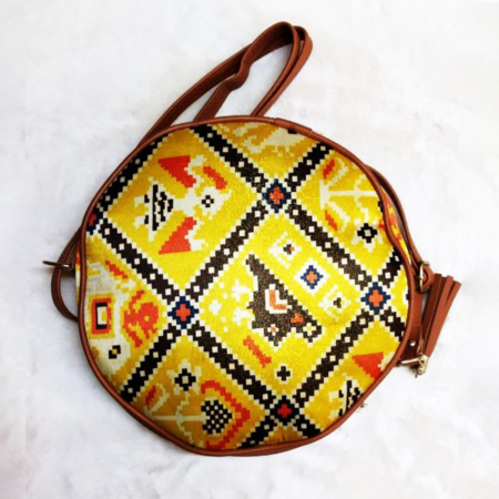 Namaste India Handicrafts Lelys Yellow Sling Bag